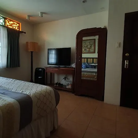Casa Marina Bed And Breakfast Pagsanjan Exterior photo